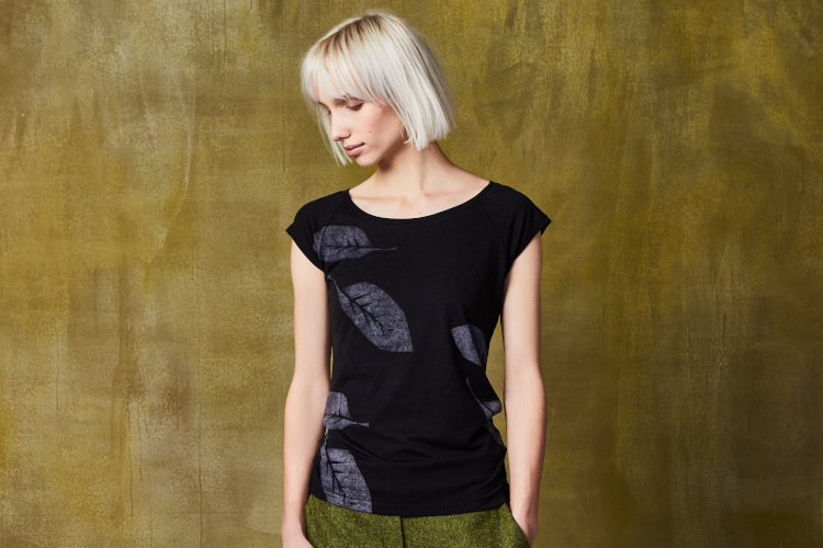 Päälä Carved Leaves - Black