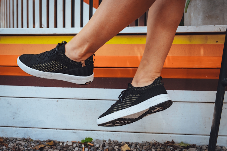 Saola Cannon Knit 3 W - Black / Gold